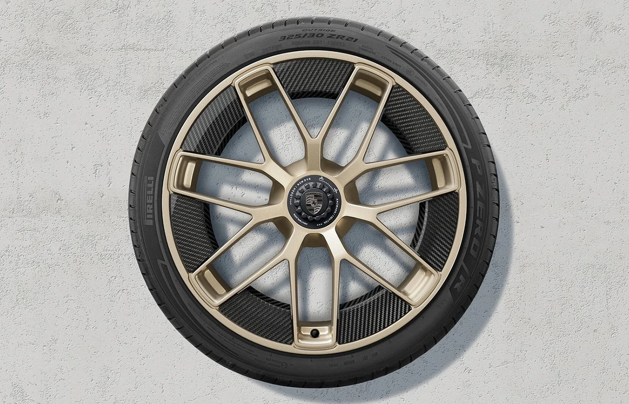 K*g様 ニュートレイルホイール CS9 プログレッシブ3P 911 Turbo Exclusive Wheel Package (Carbon Blades) - Neodyme